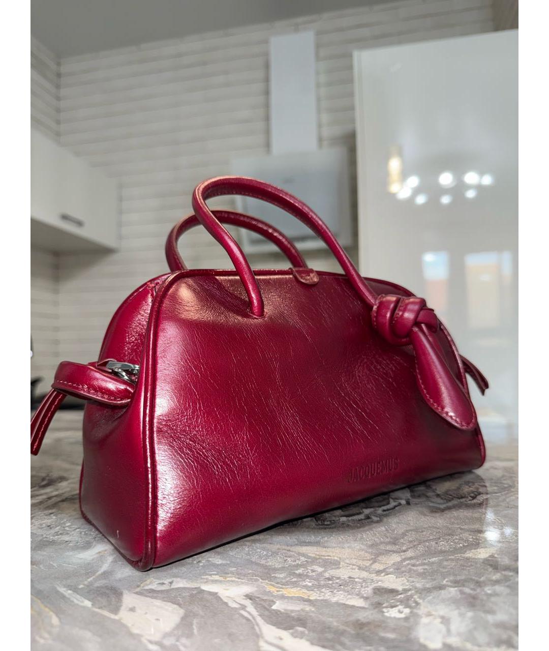 JACQUEMUS Бордовая кожаная сумка с короткими ручками, фото 2