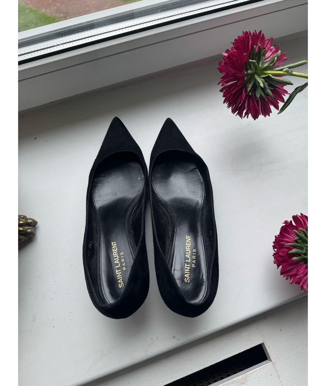 SAINT LAURENT Черные замшевые лодочки на низком каблуке, фото 3