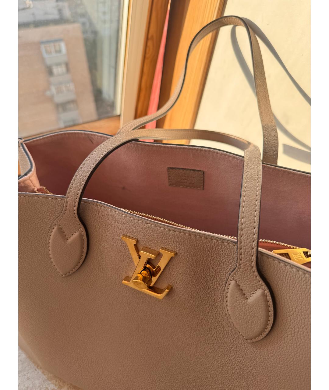 LOUIS VUITTON Розовая кожаная сумка тоут, фото 2