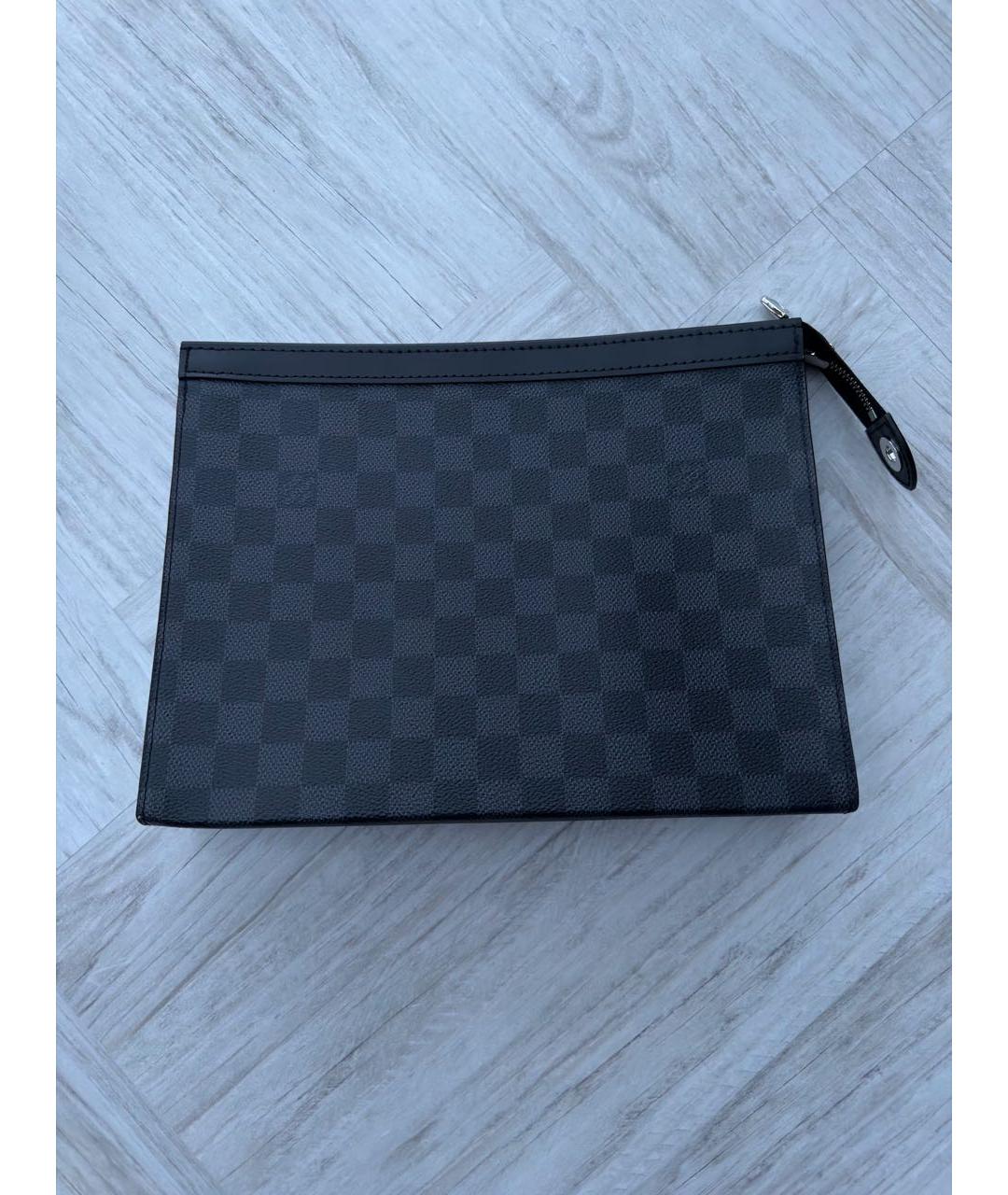LOUIS VUITTON Антрацитовая барсетка из канвы, фото 7