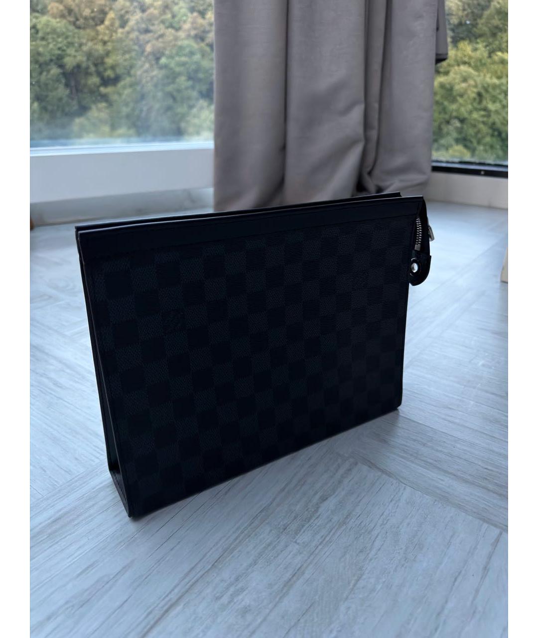 LOUIS VUITTON Антрацитовая барсетка из канвы, фото 2