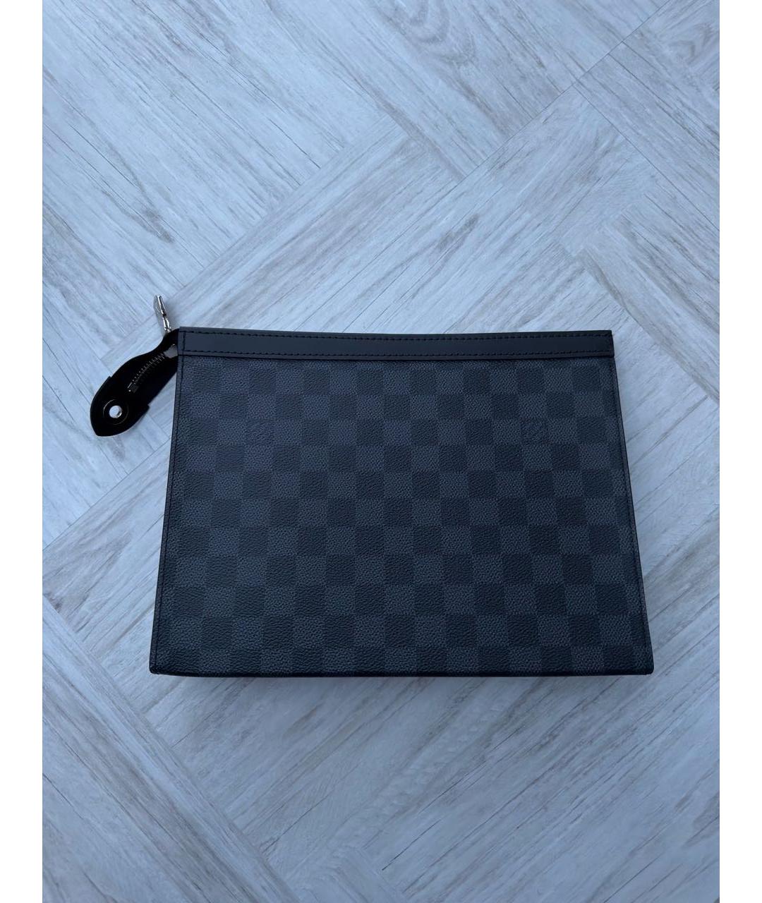 LOUIS VUITTON Антрацитовая барсетка из канвы, фото 3