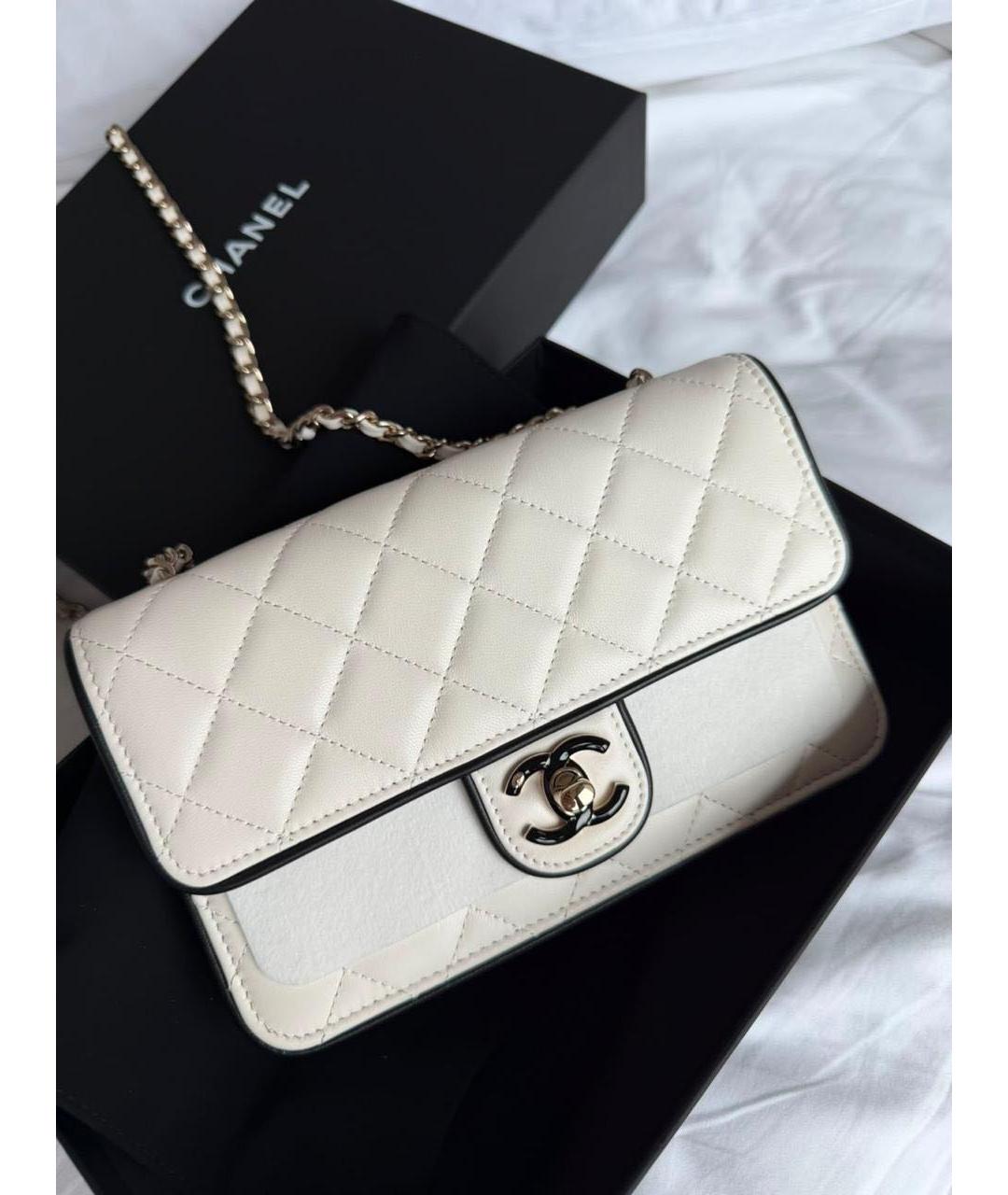 CHANEL Белая кожаная сумка через плечо, фото 4