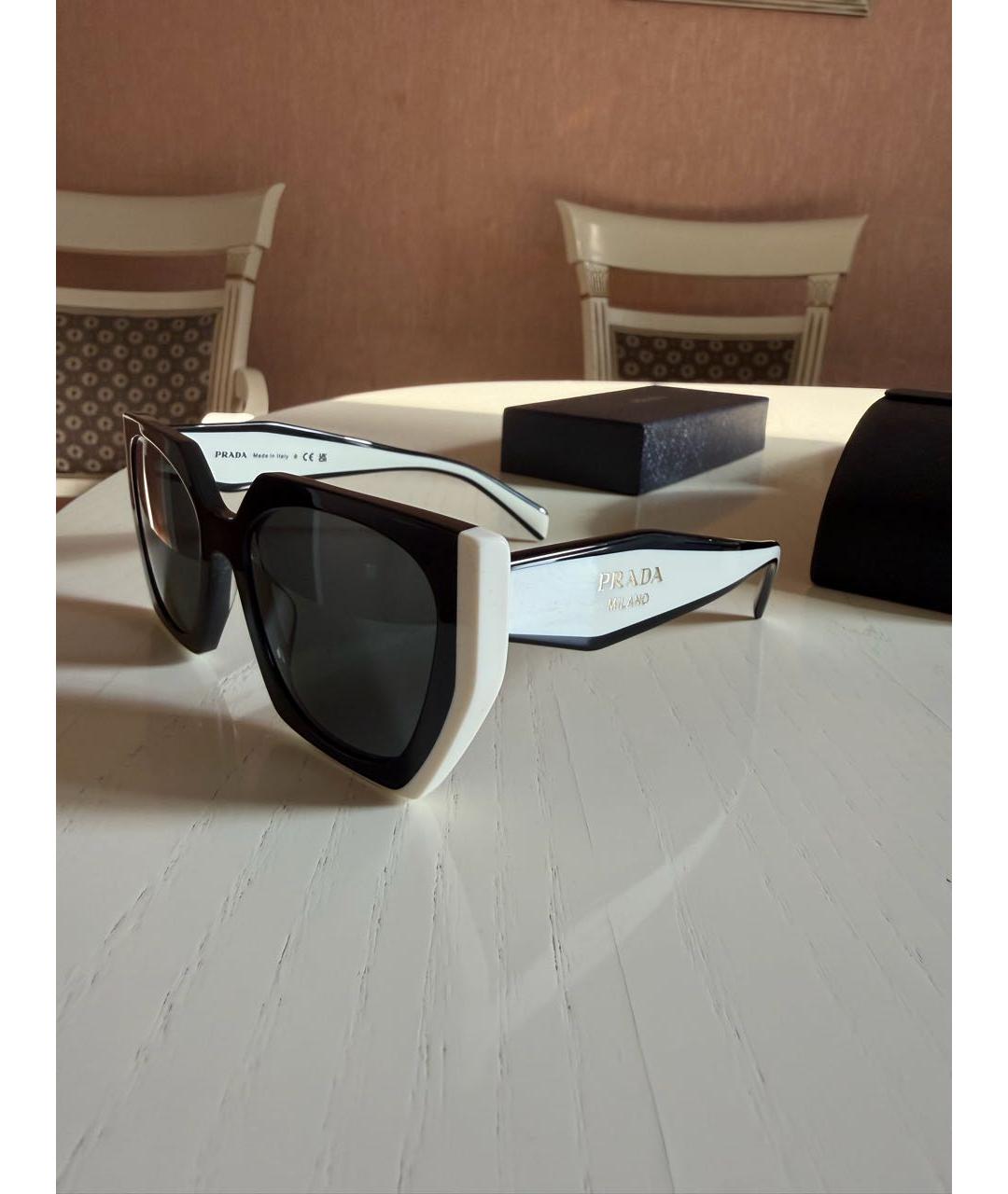 PRADA Черные пластиковые солнцезащитные очки, фото 2