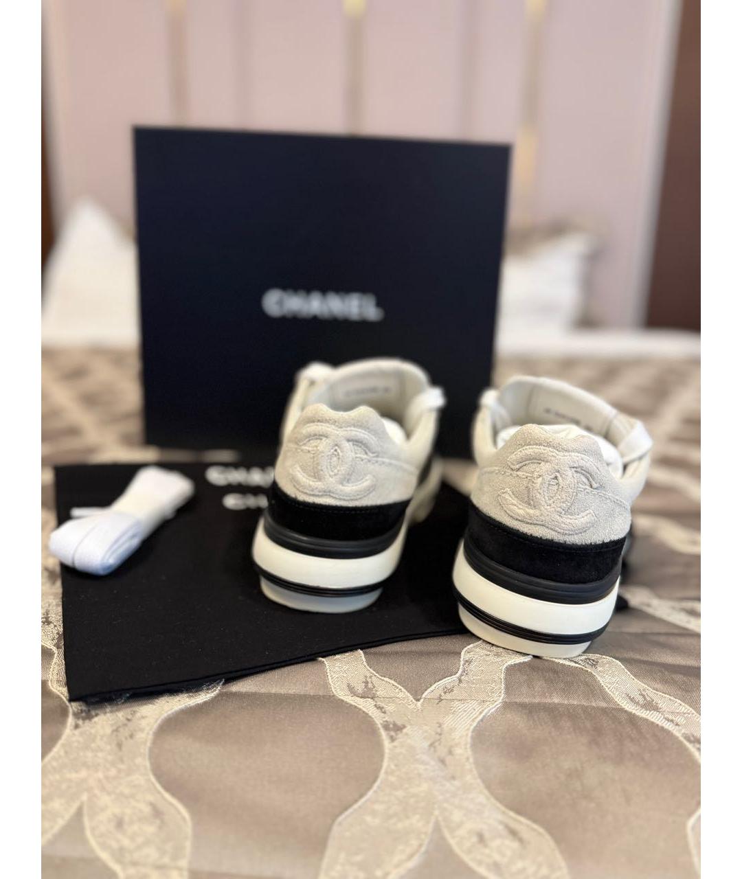 CHANEL Серые замшевые кеды, фото 4