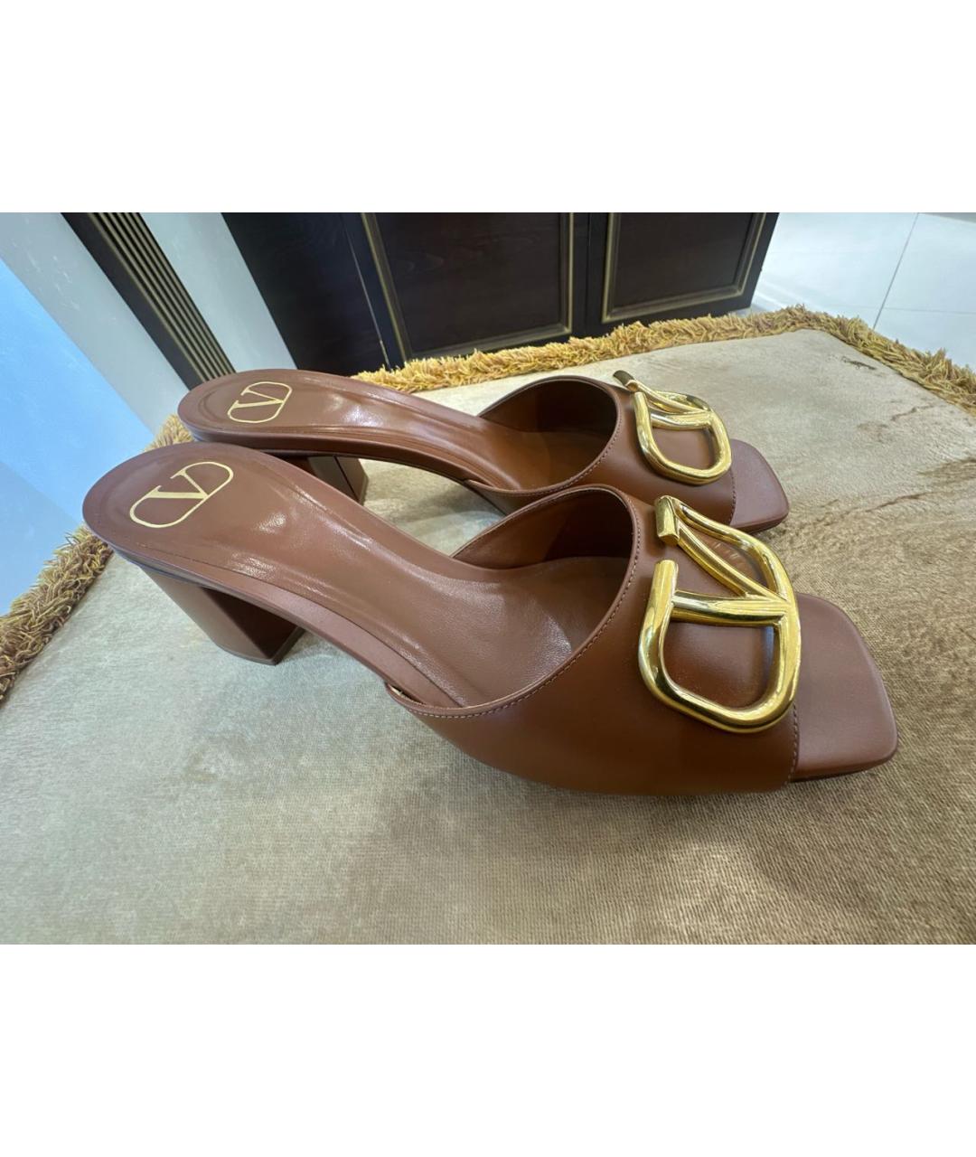 VALENTINO Коричневые кожаные мюли, фото 8