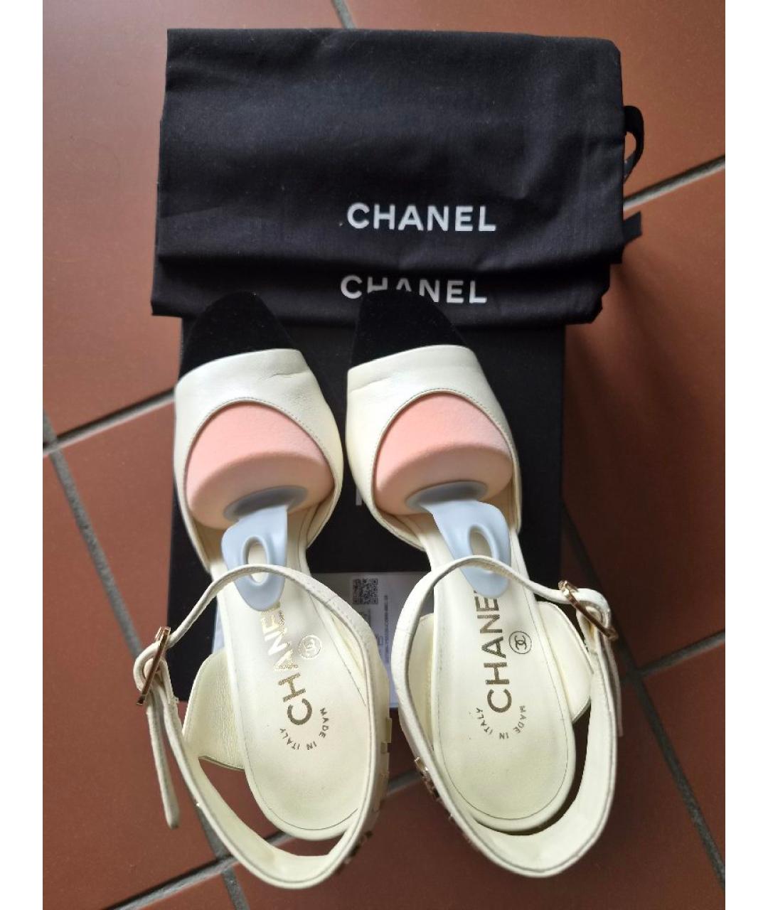 CHANEL Белые кожаные туфли, фото 3