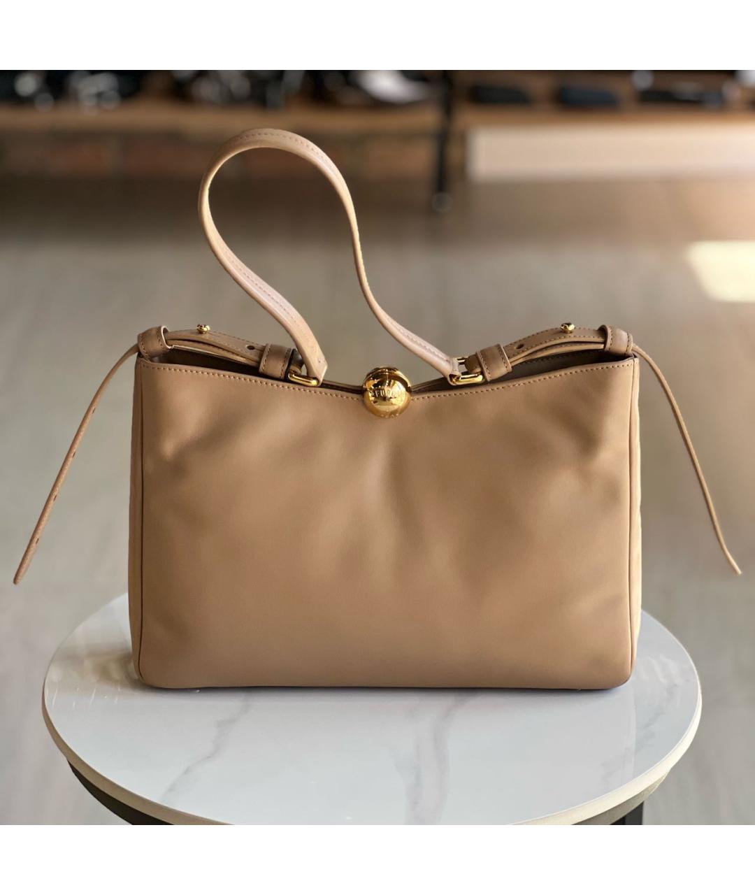 FURLA Бежевая кожаная сумка через плечо, фото 5