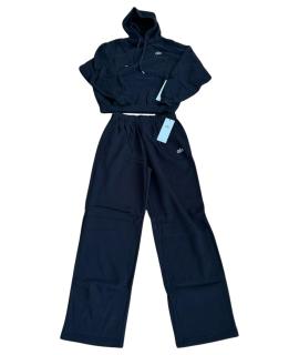 ALO YOGA Спортивные костюмы