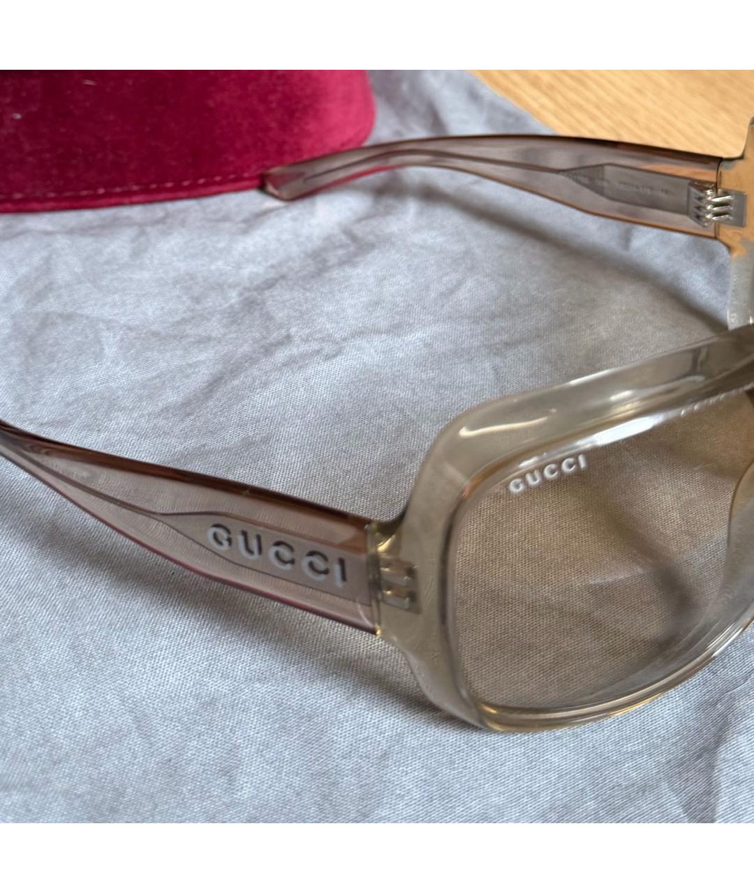 GUCCI Бежевые пластиковые солнцезащитные очки, фото 3