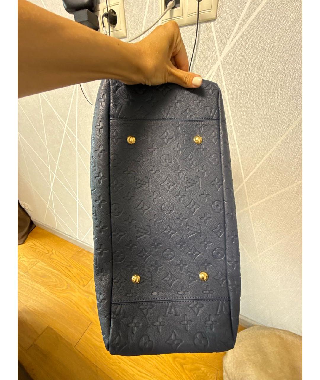 LOUIS VUITTON Темно-синяя кожаная сумка с короткими ручками, фото 5