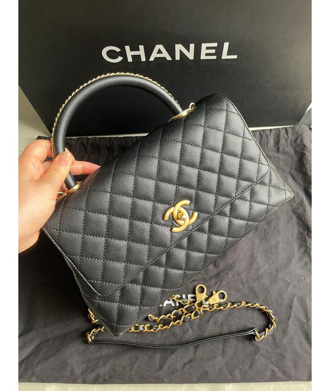 CHANEL Черная кожаная сумка с короткими ручками, фото 2