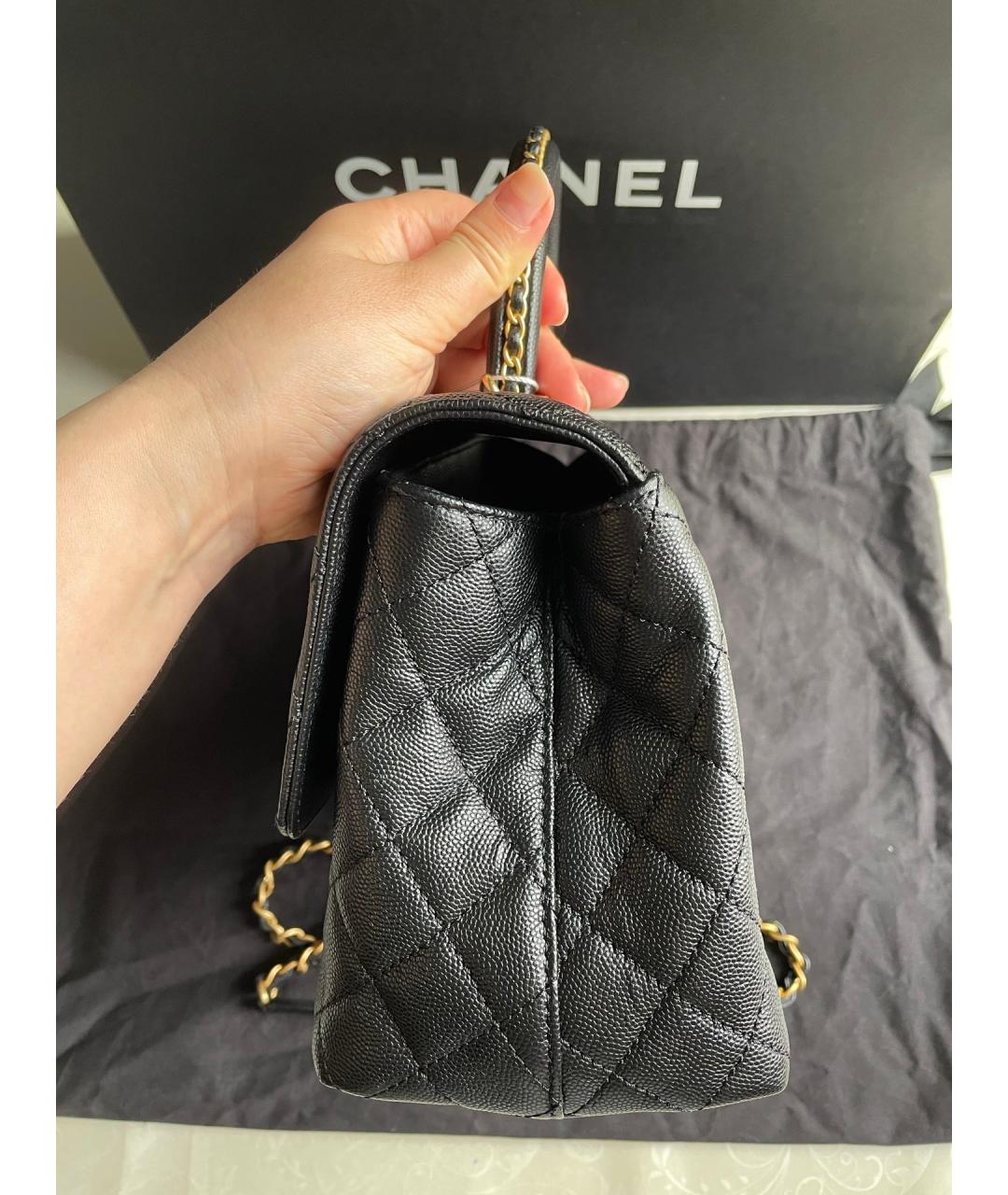CHANEL Черная кожаная сумка с короткими ручками, фото 4