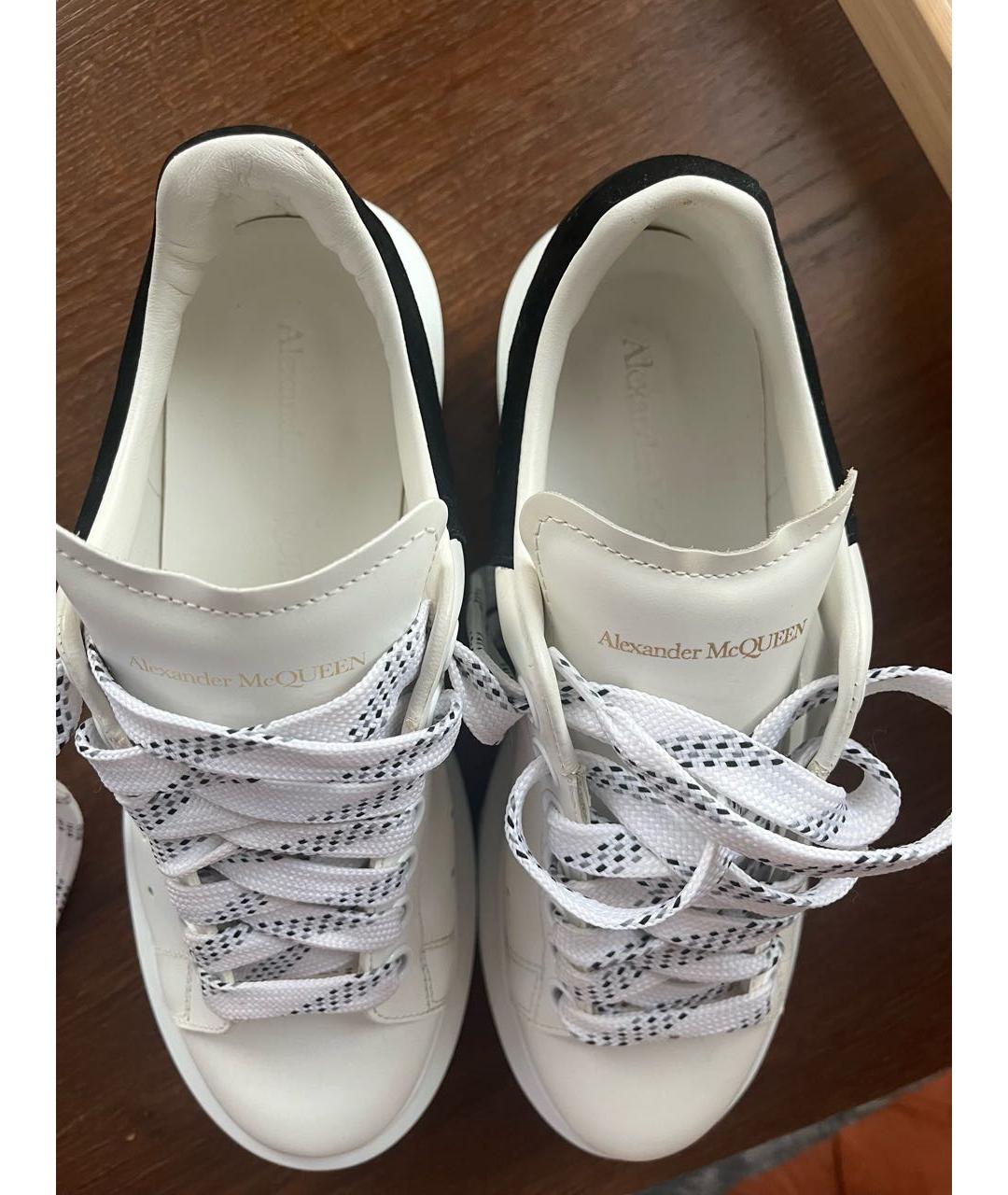 ALEXANDER MCQUEEN Белые кожаные кроссовки, фото 3