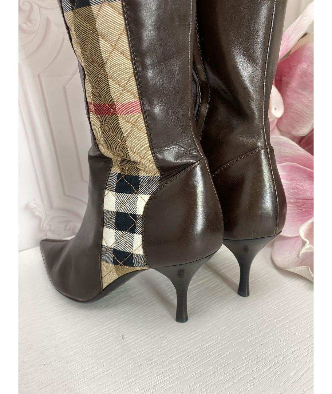 BURBERRY Коричневые кожаные сапоги, фото 4