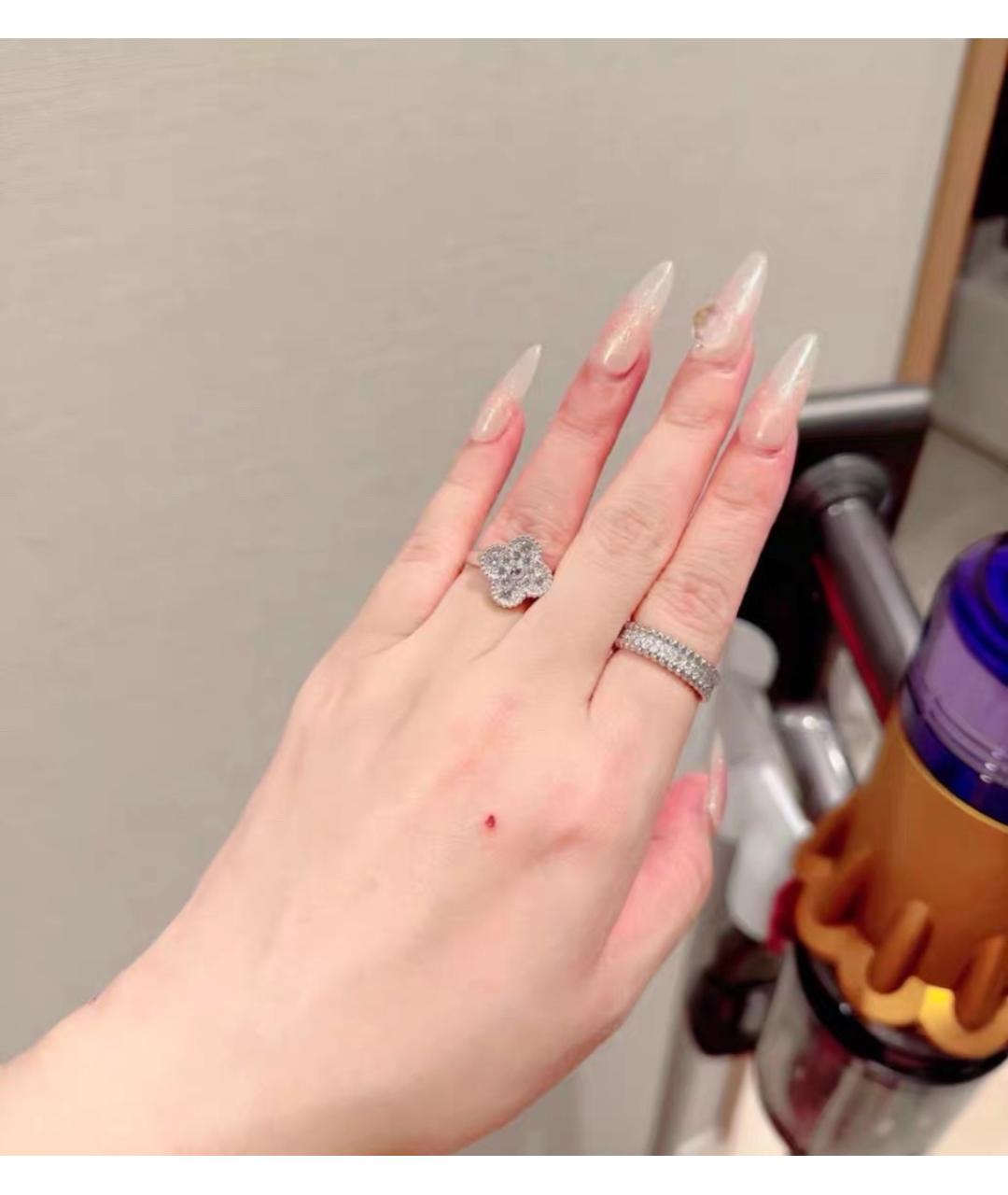 VAN CLEEF & ARPELS Серебряное кольцо из белого золота, фото 7