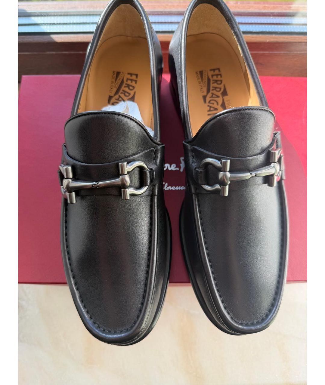 FERRAGAMO Черные кожаные лоферы, фото 4