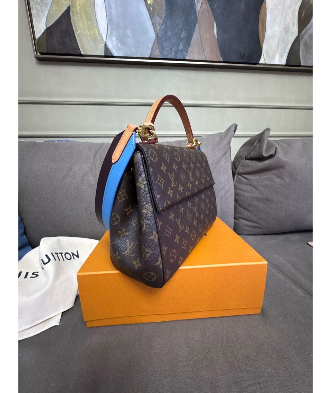 LOUIS VUITTON Коричневая сумка с короткими ручками из канвы, фото 2