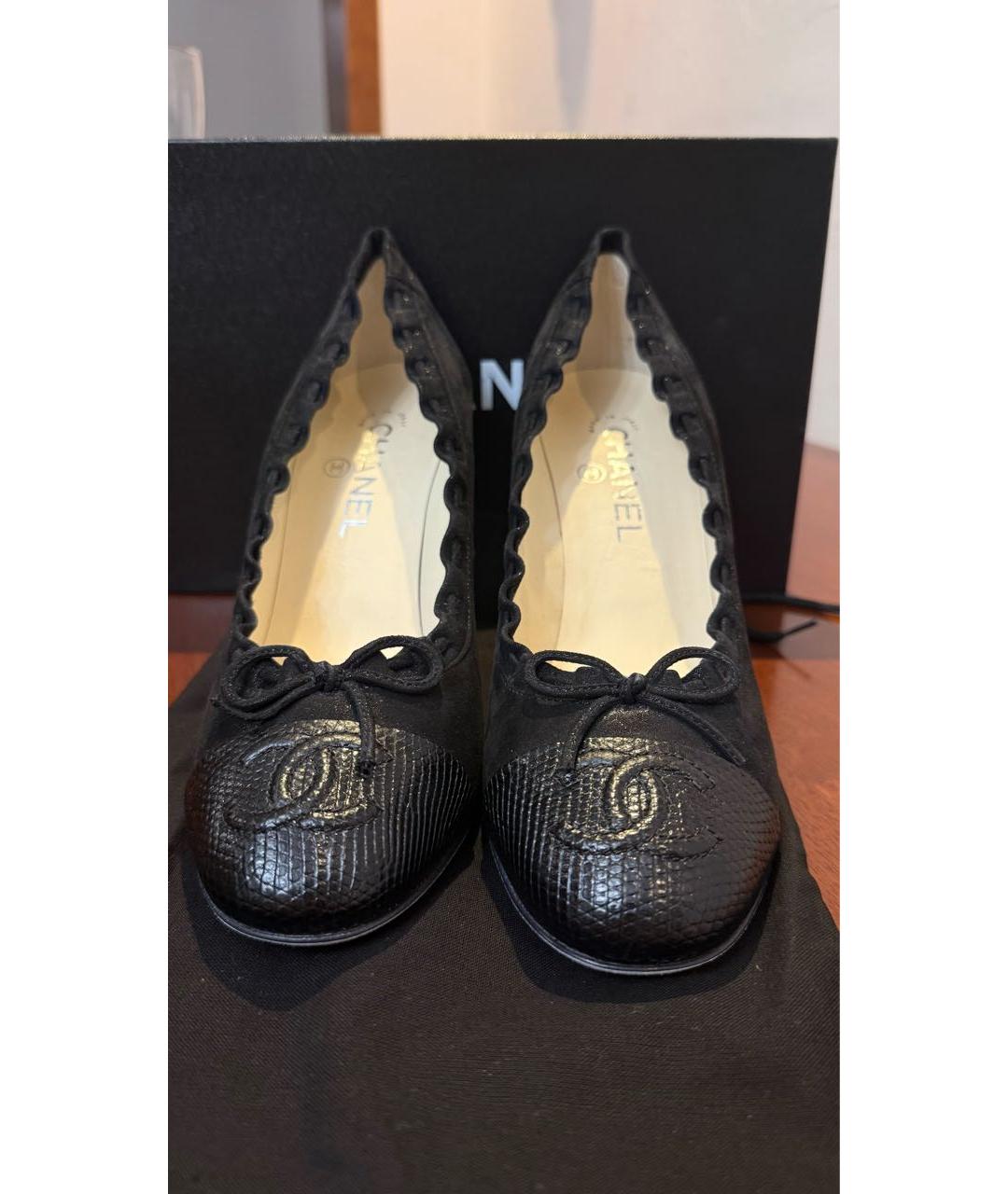 CHANEL Черные кожаные туфли, фото 2