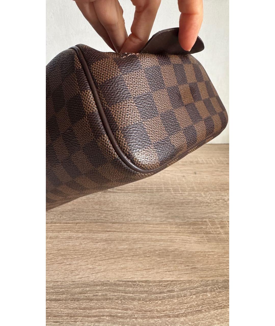 LOUIS VUITTON Косметичка из канвы, фото 4