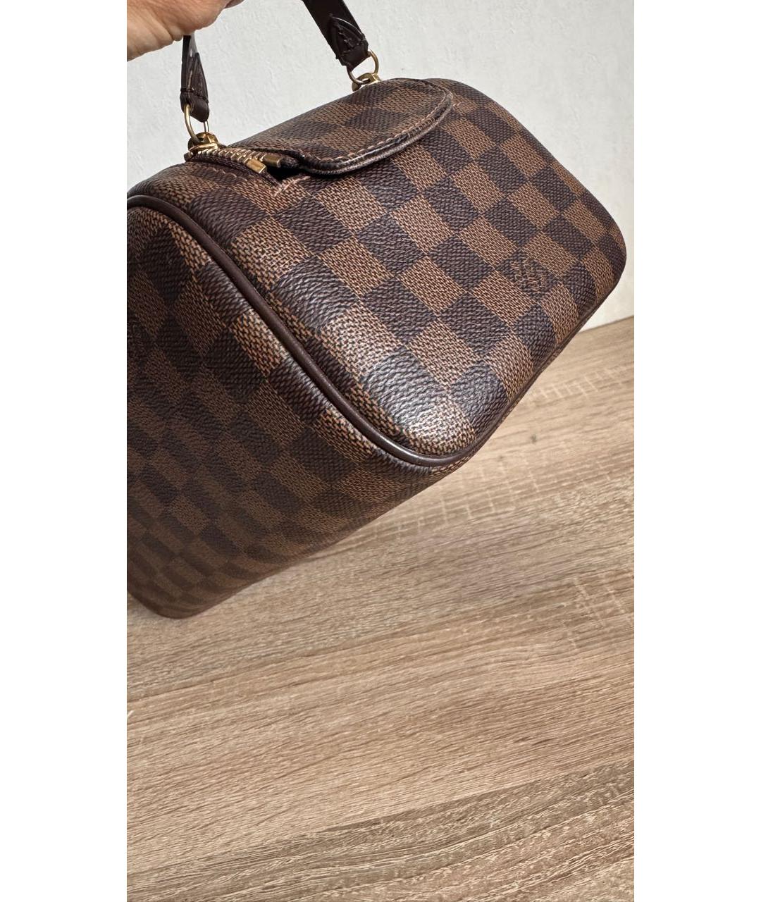 LOUIS VUITTON Косметичка из канвы, фото 6