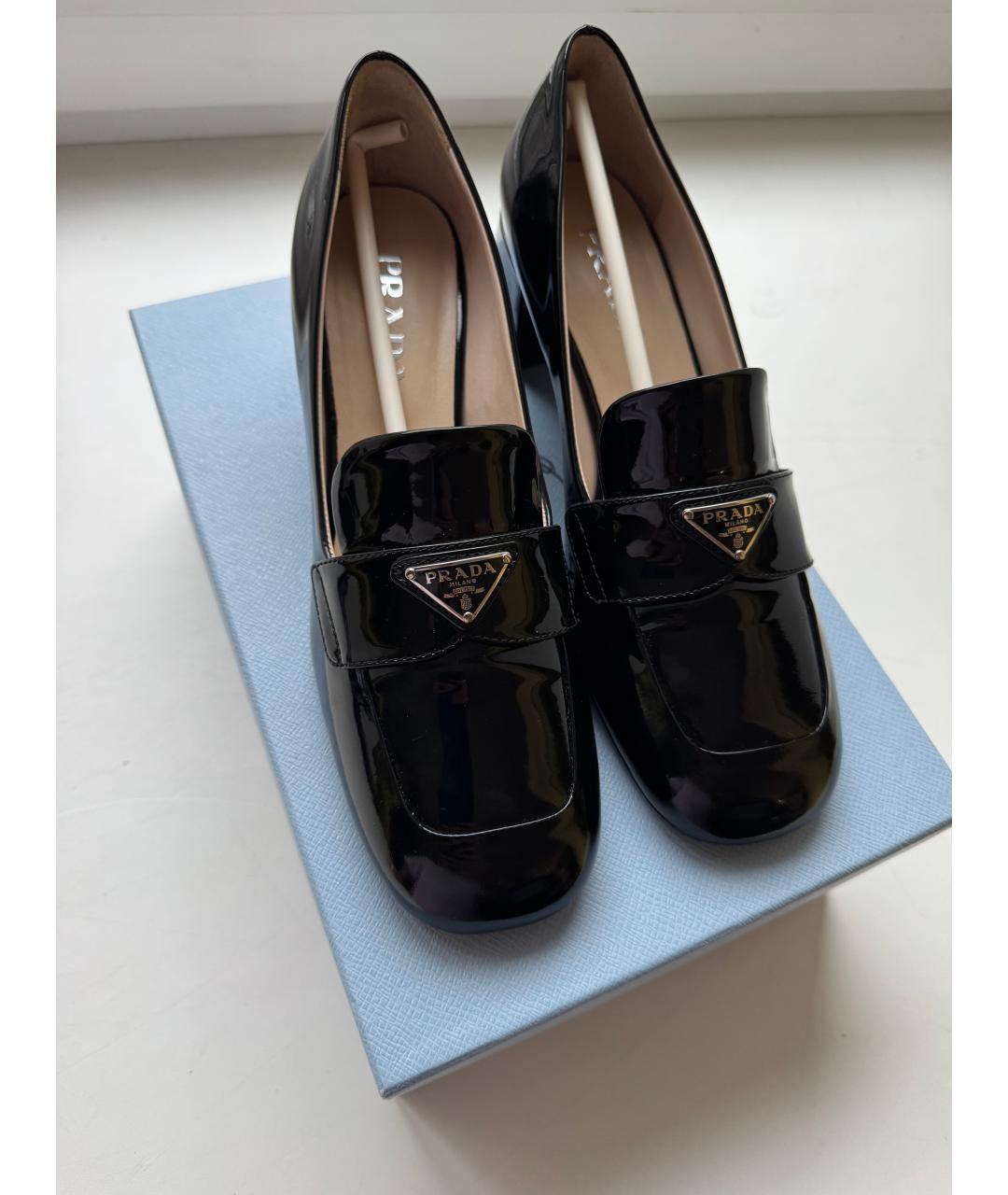 PRADA Черные кожаные туфли, фото 2