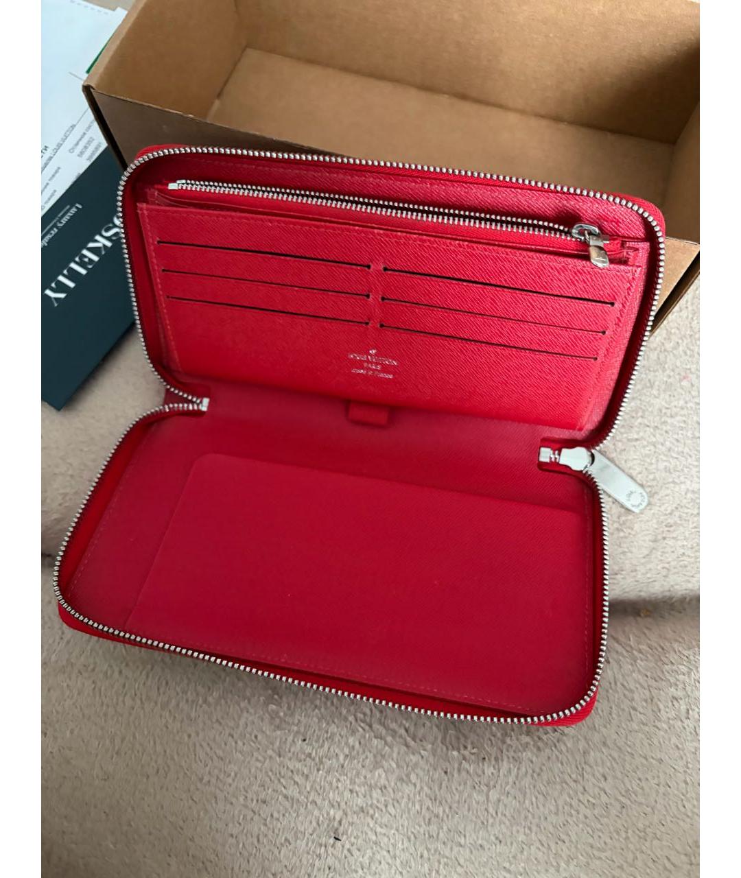 LOUIS VUITTON Красный кожаный кошелек, фото 4
