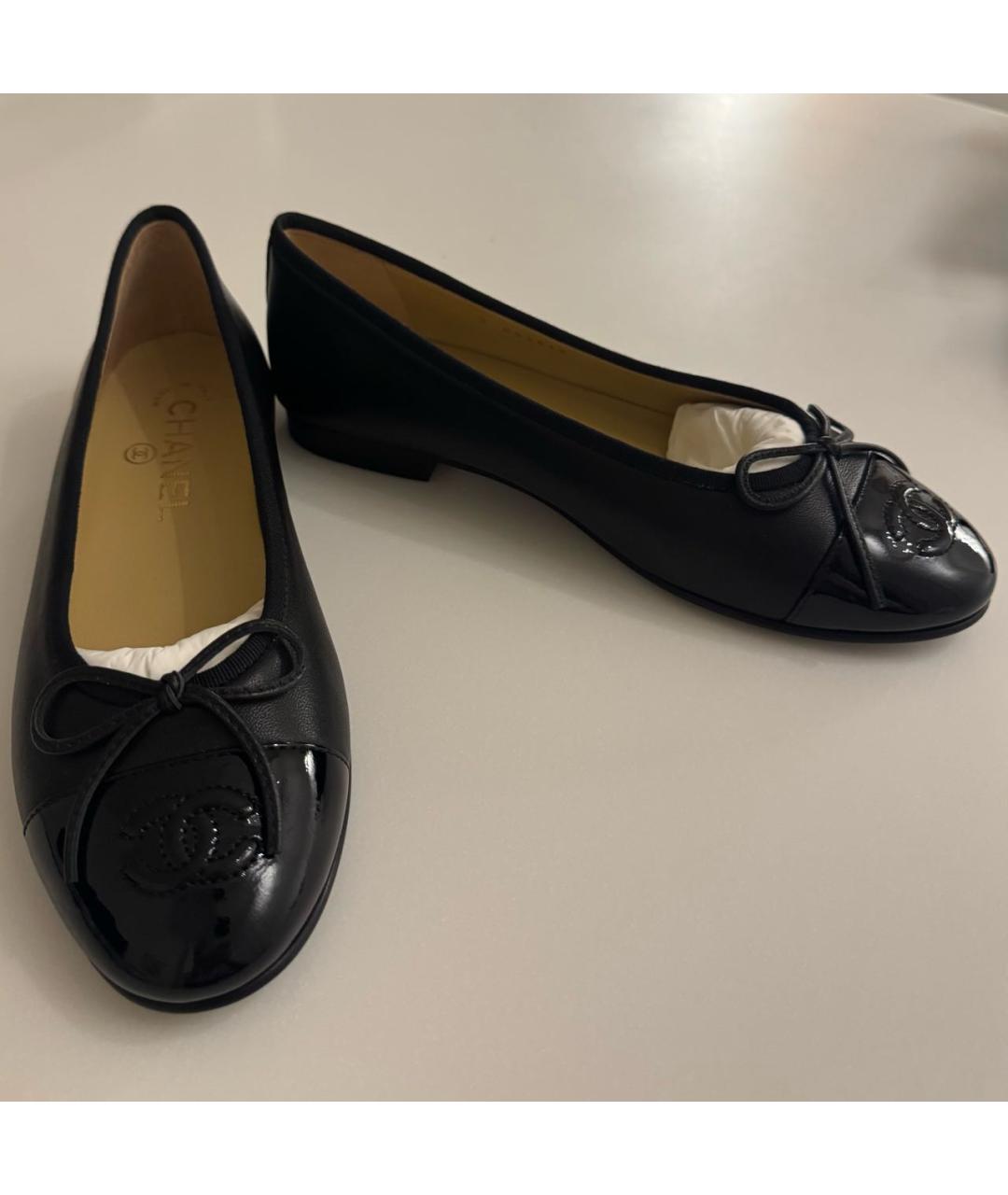 CHANEL Черные кожаные балетки, фото 3