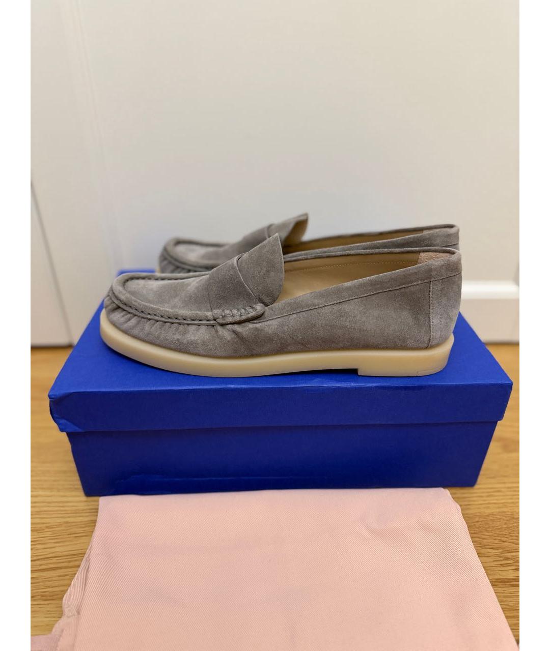 STUART WEITZMAN Антрацитовые замшевые лоферы, фото 9