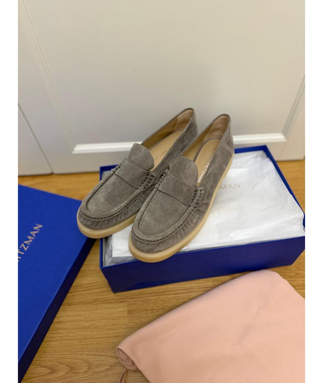 STUART WEITZMAN Антрацитовые замшевые лоферы, фото 3