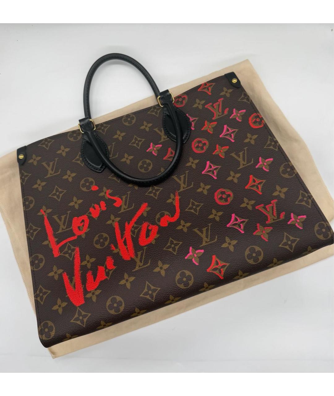 LOUIS VUITTON Черная кожаная сумка через плечо, фото 5