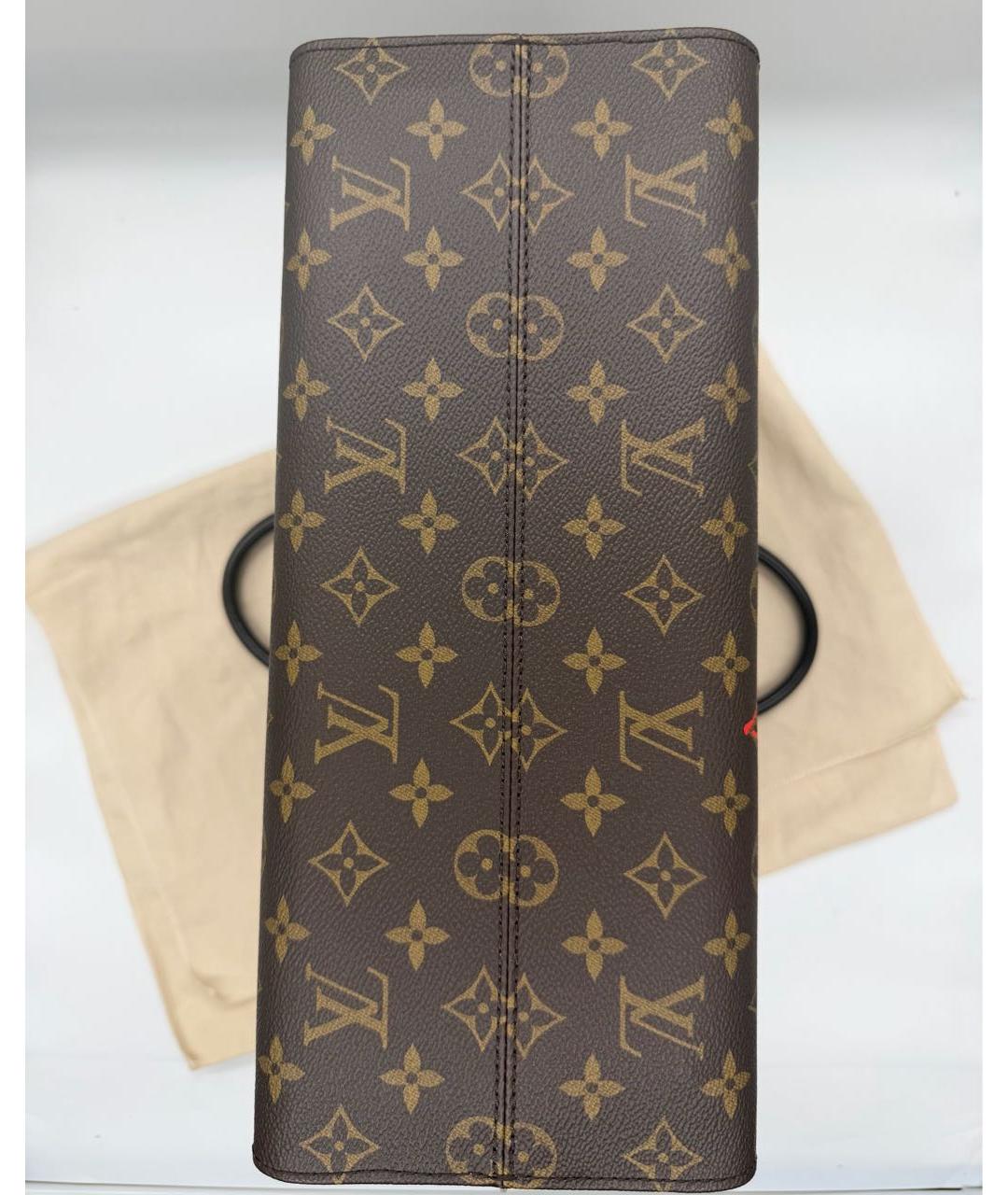 LOUIS VUITTON Черная кожаная сумка через плечо, фото 3
