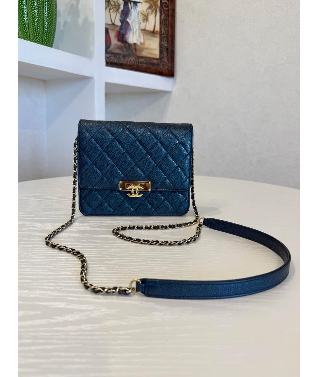 CHANEL Темно-синяя кожаная сумка через плечо, фото 6