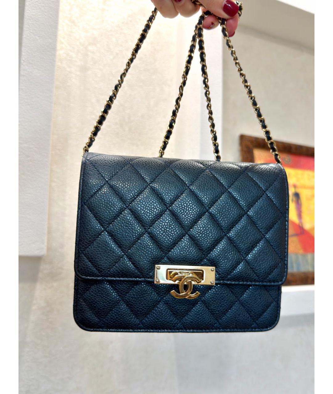 CHANEL Темно-синяя кожаная сумка через плечо, фото 6