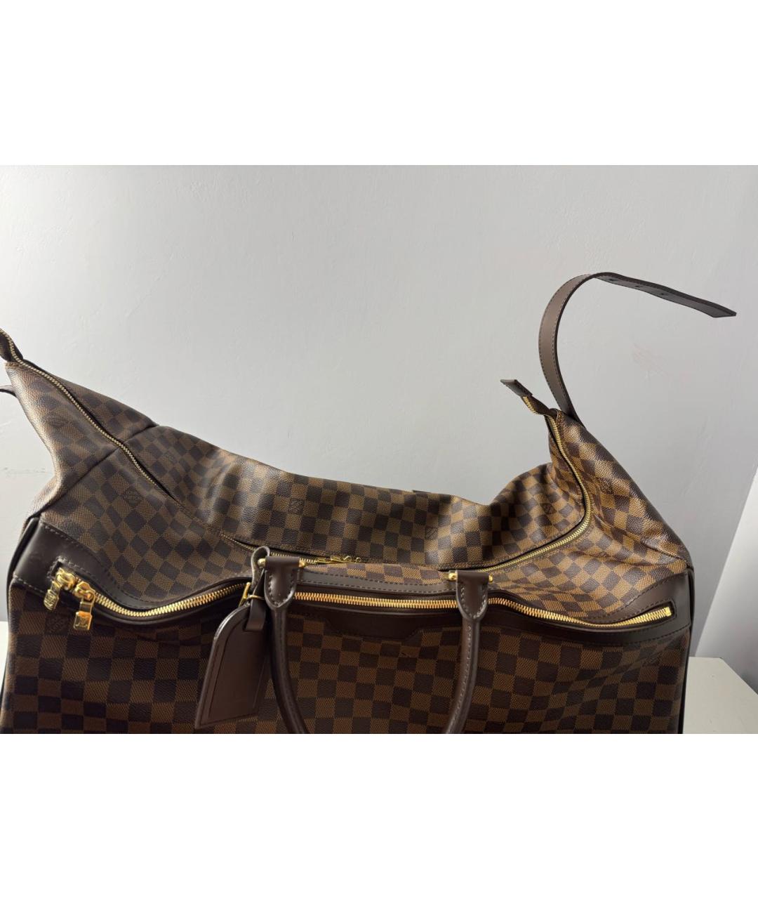 LOUIS VUITTON Коричневый кожаный чемодан, фото 4