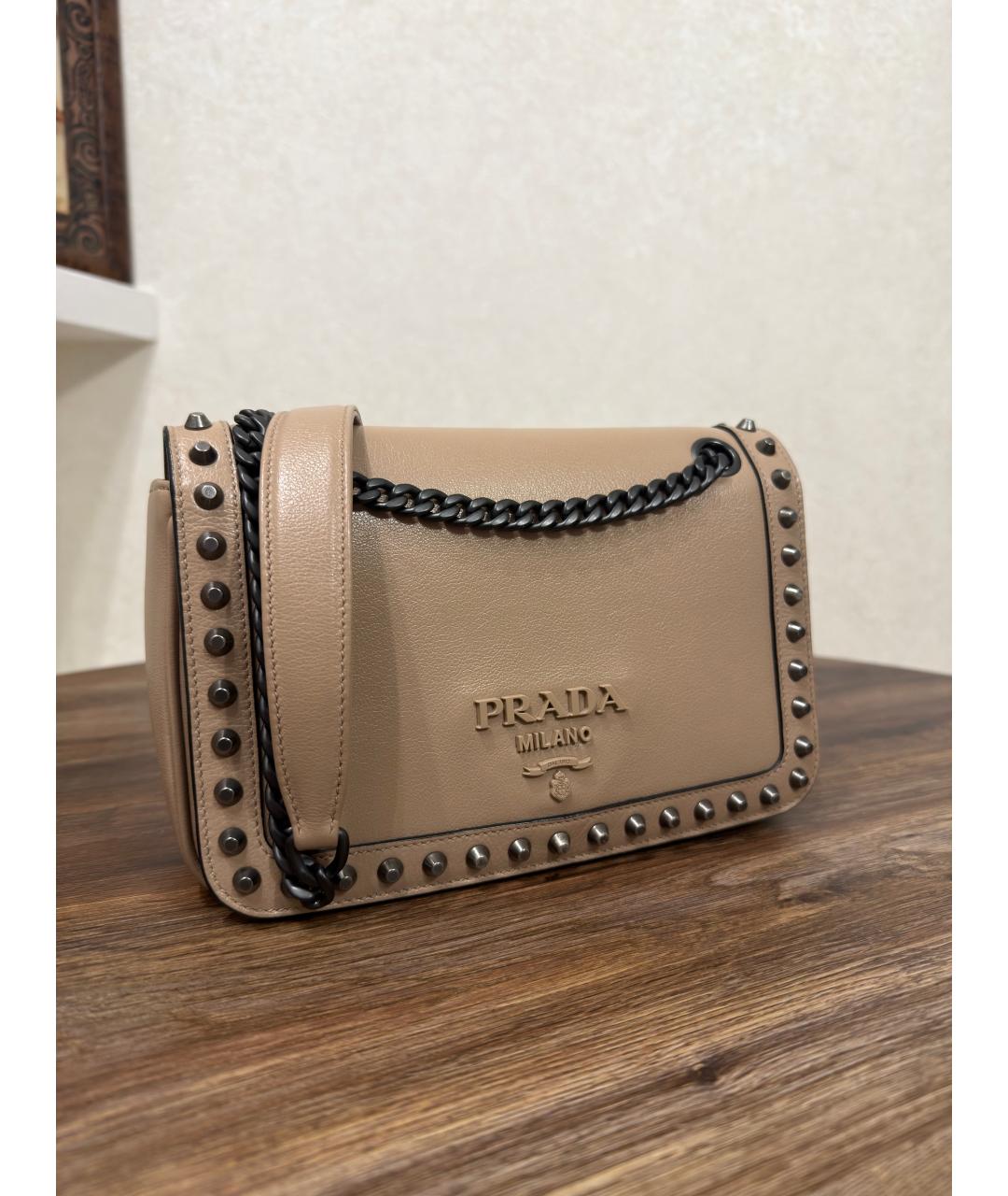 PRADA Бежевая кожаная сумка через плечо, фото 4