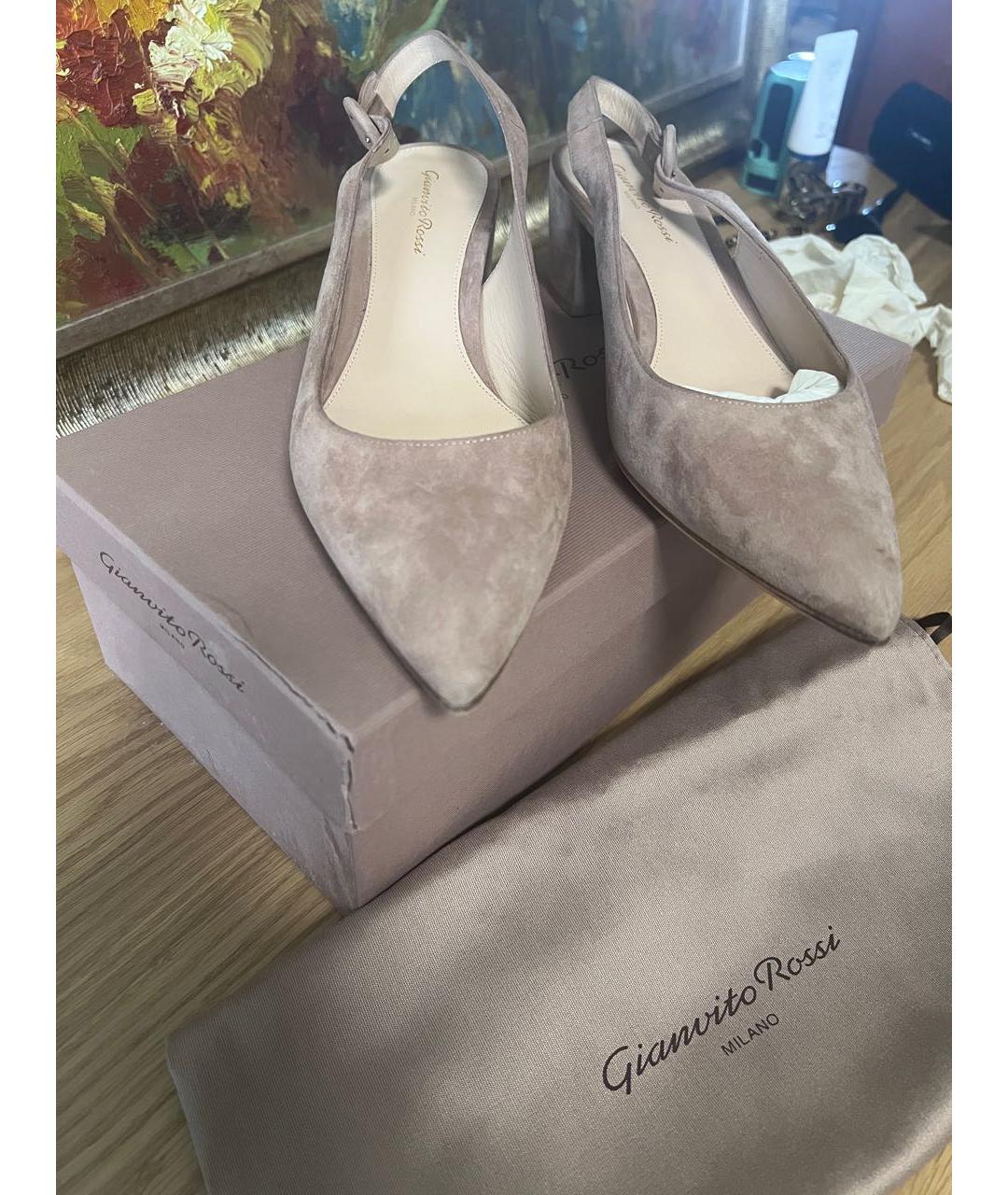 GIANVITO ROSSI Бежевые замшевые туфли, фото 2
