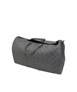 LOUIS VUITTON Дорожная и спортивная сумка