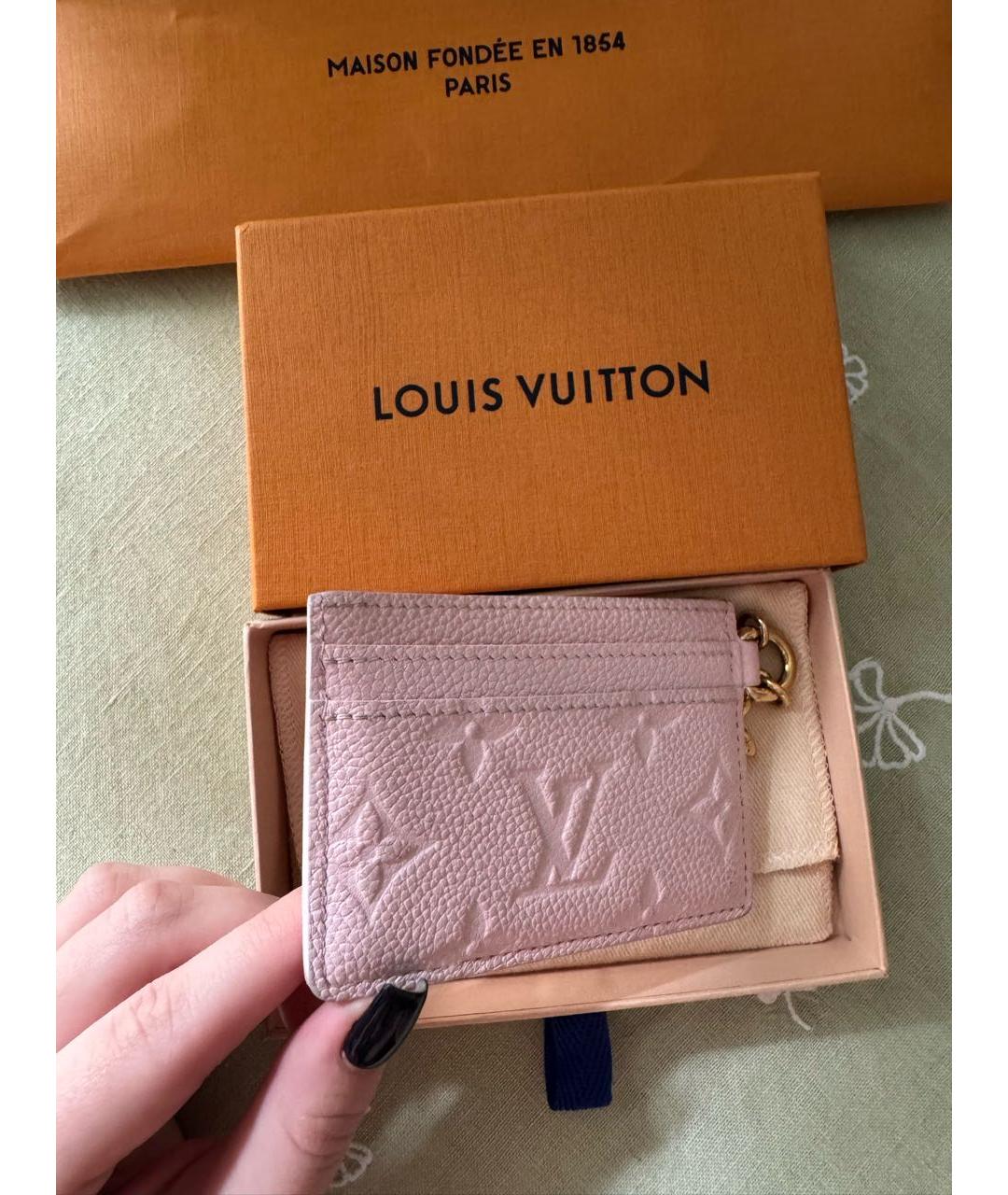 LOUIS VUITTON Розовый кожаный кардхолдер, фото 2