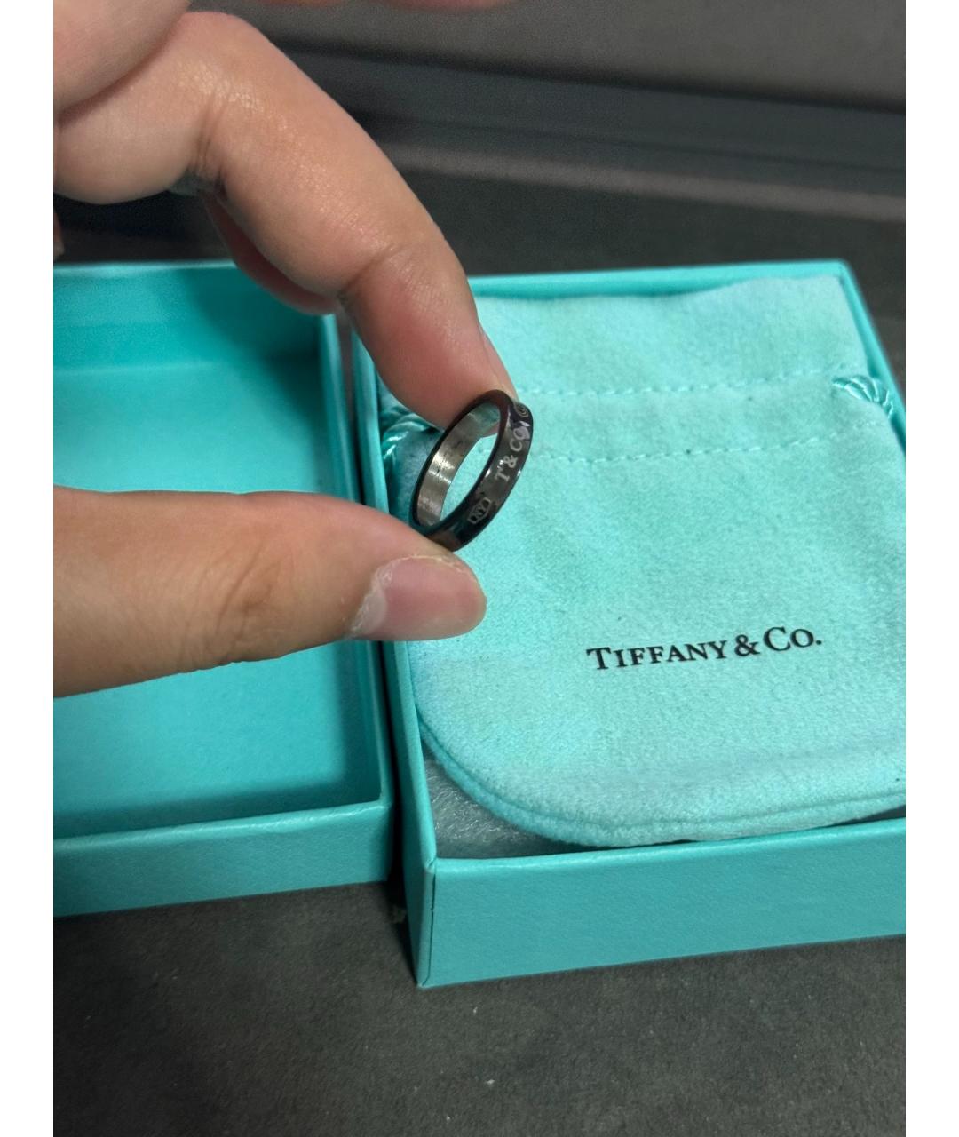 TIFFANY&CO Черное металлическое кольцо, фото 2