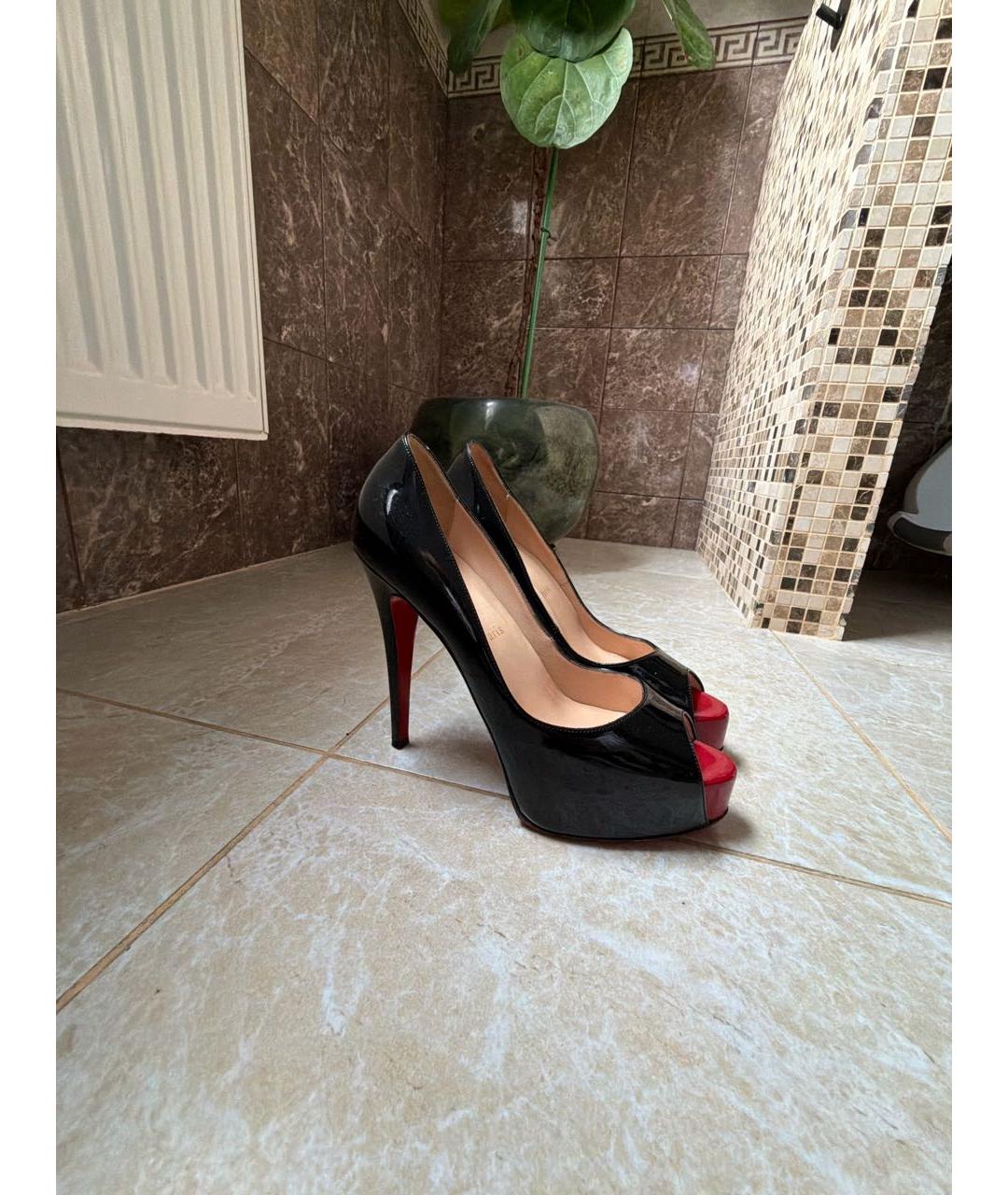 CHRISTIAN LOUBOUTIN Черные туфли из лакированной кожи, фото 6