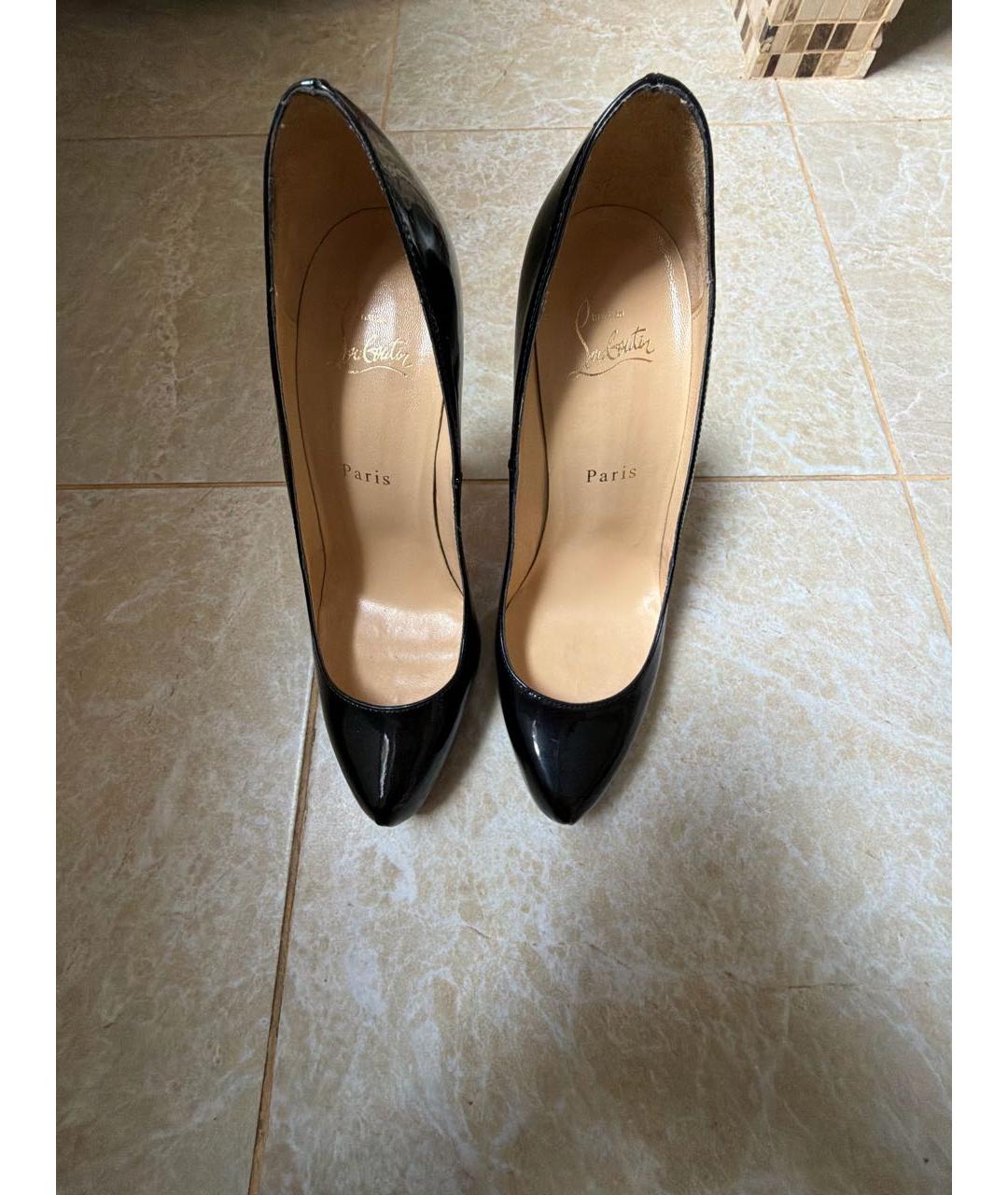 CHRISTIAN LOUBOUTIN Черные туфли из лакированной кожи, фото 2