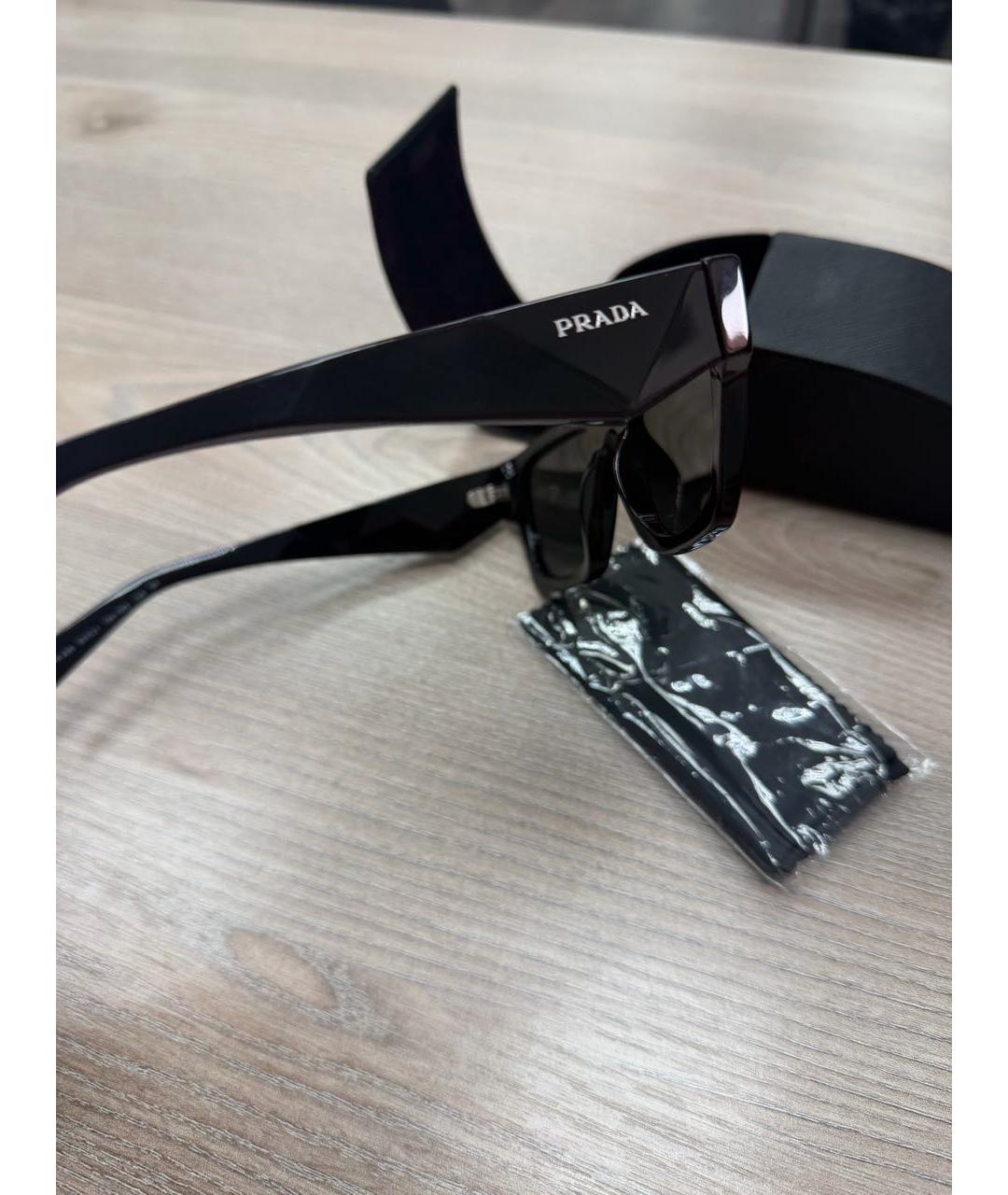 PRADA Черные пластиковые солнцезащитные очки, фото 4