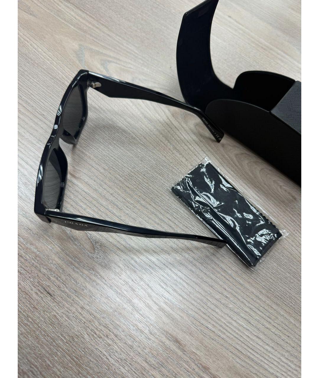 PRADA Черные пластиковые солнцезащитные очки, фото 3