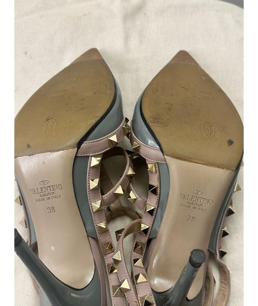 VALENTINO Серые туфли из лакированной кожи, фото 6