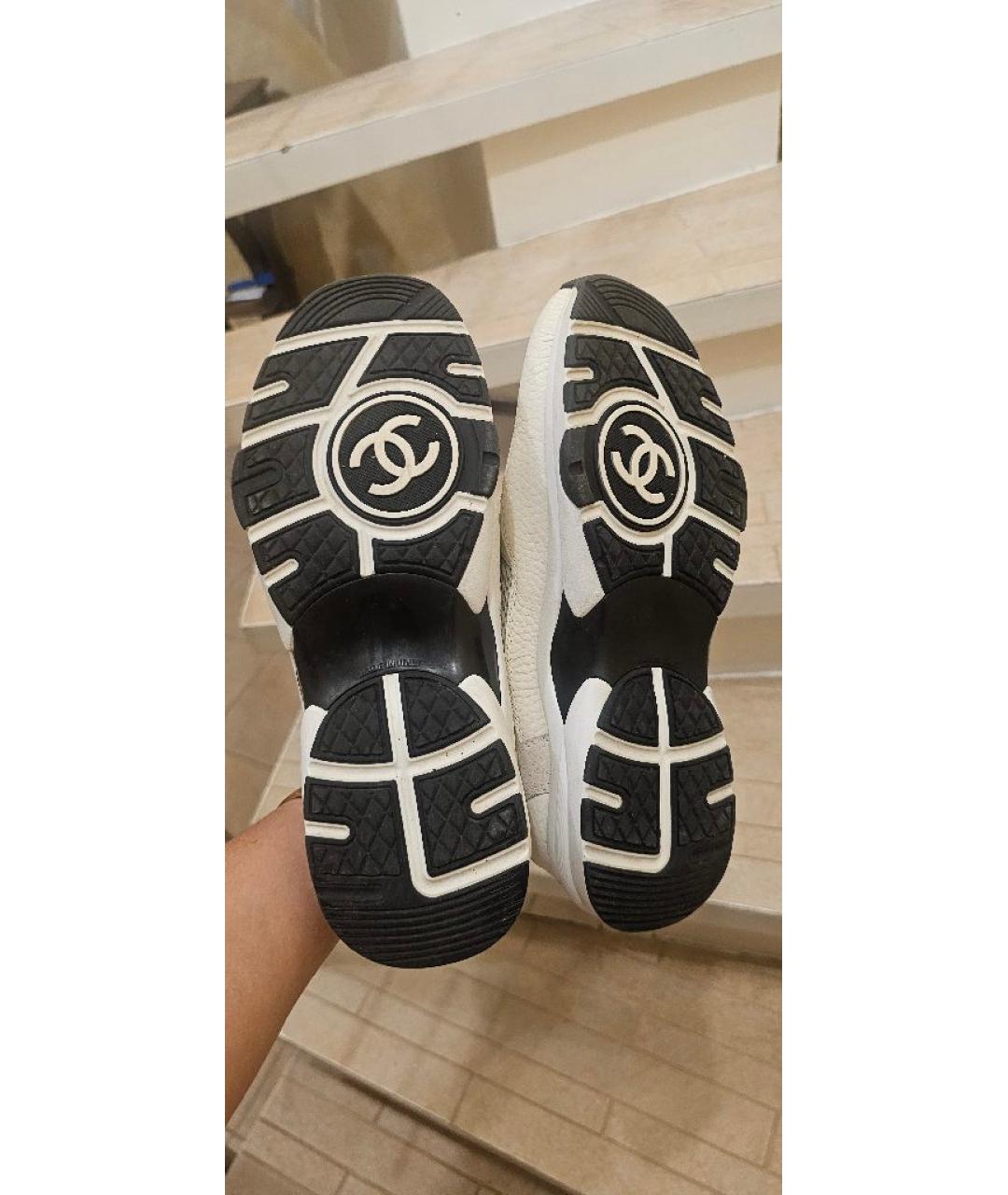 CHANEL Белые кожаные кеды, фото 3