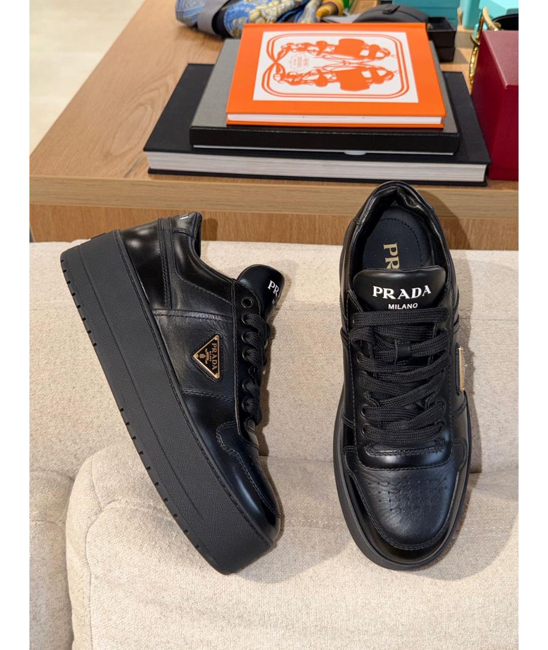 PRADA Черные кожаные кеды, фото 4