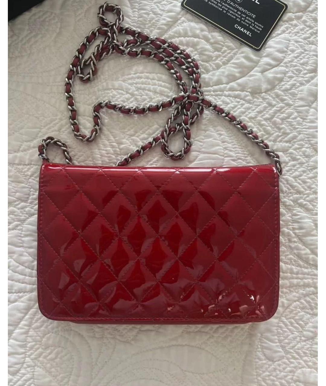 CHANEL Красная сумка через плечо из лакированной кожи, фото 3