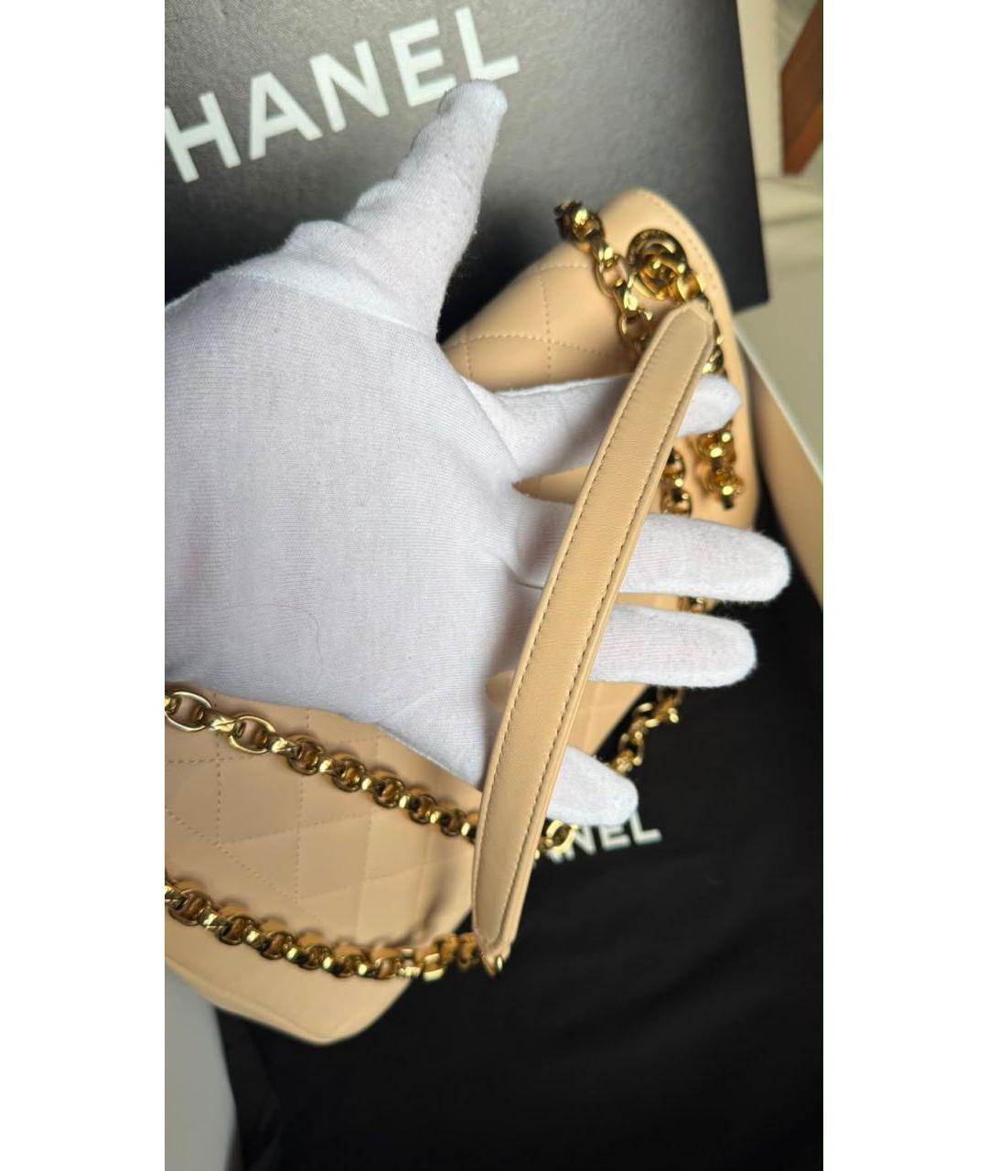 CHANEL Бежевая кожаная сумка через плечо, фото 7