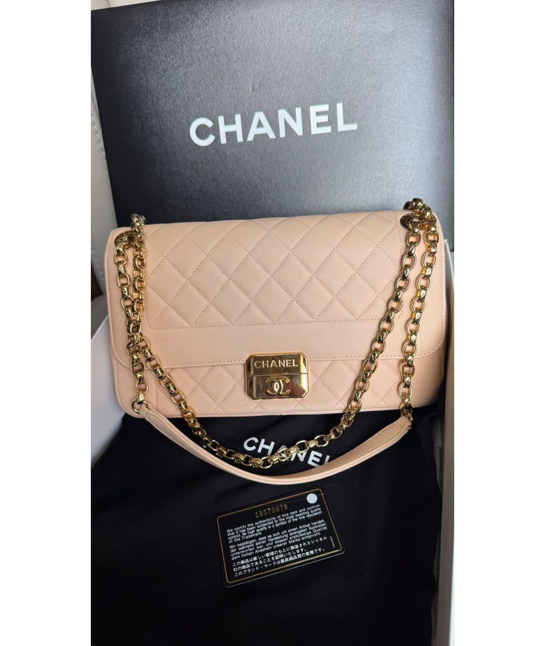 CHANEL Бежевая кожаная сумка через плечо, фото 9